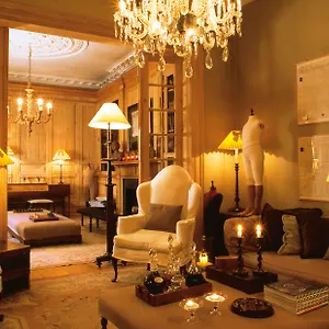 The Pand - Charming Boutique Brujas