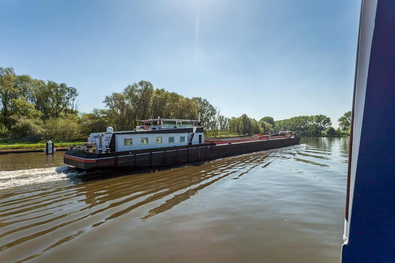 Boat Hotel De Barge Bruges Belgique